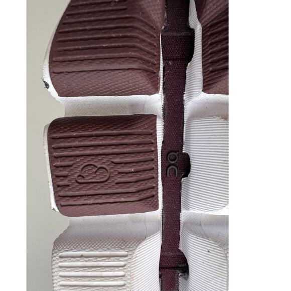 On Cloud Tec Athletic Running Sneakers 19.99196 Ox Shadow Maroon Size M8 Unused - Picture 10 of 10